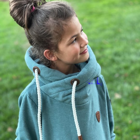 Wanakome Stormy Teal Artemis - Picture 2 of 5